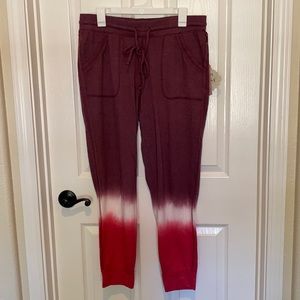 Knox Rose tie dye comfy sweat pants. Large NWT perfect for Valentine’s Day!